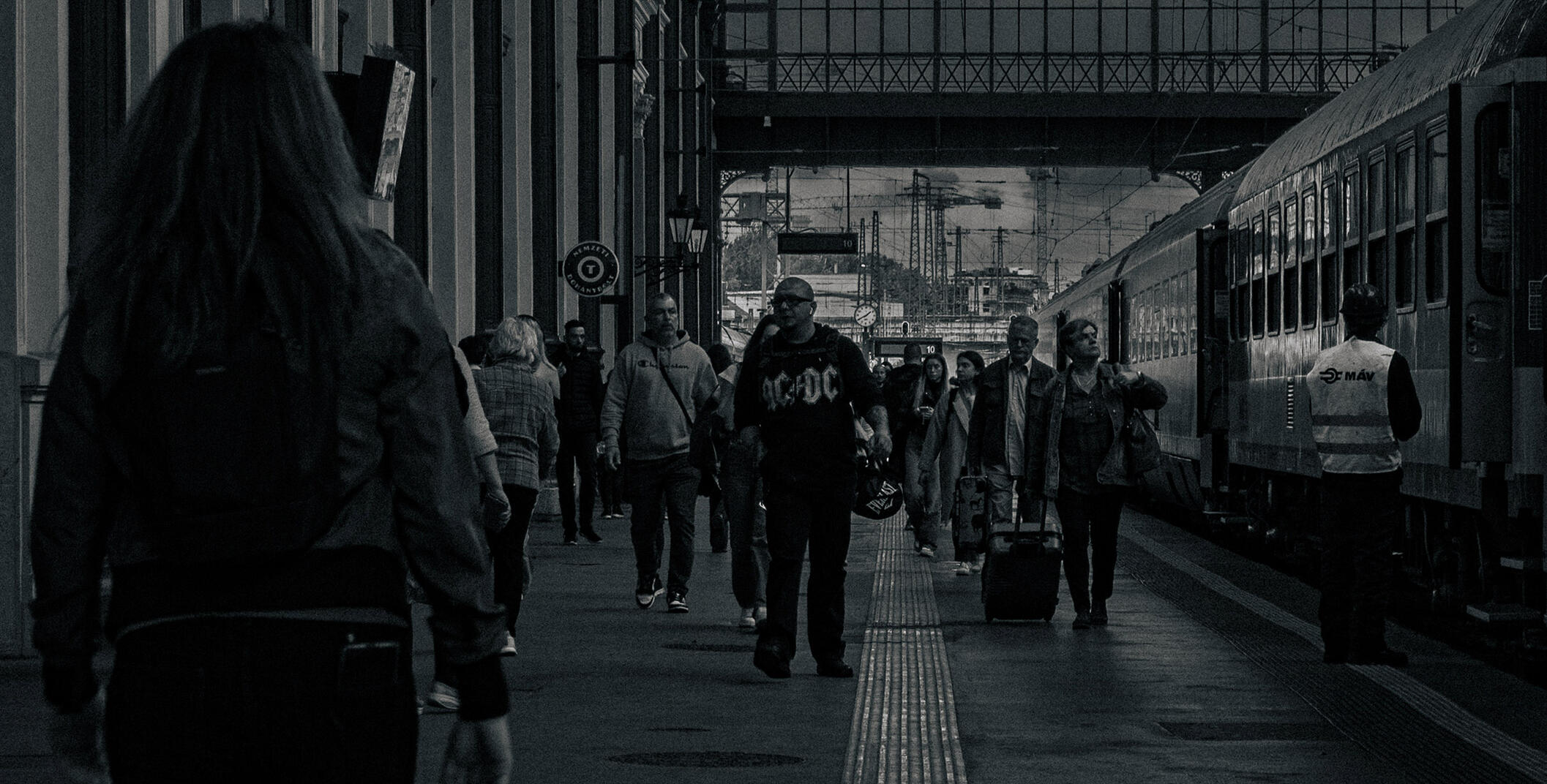 Zsigmond Gergely - Zaj